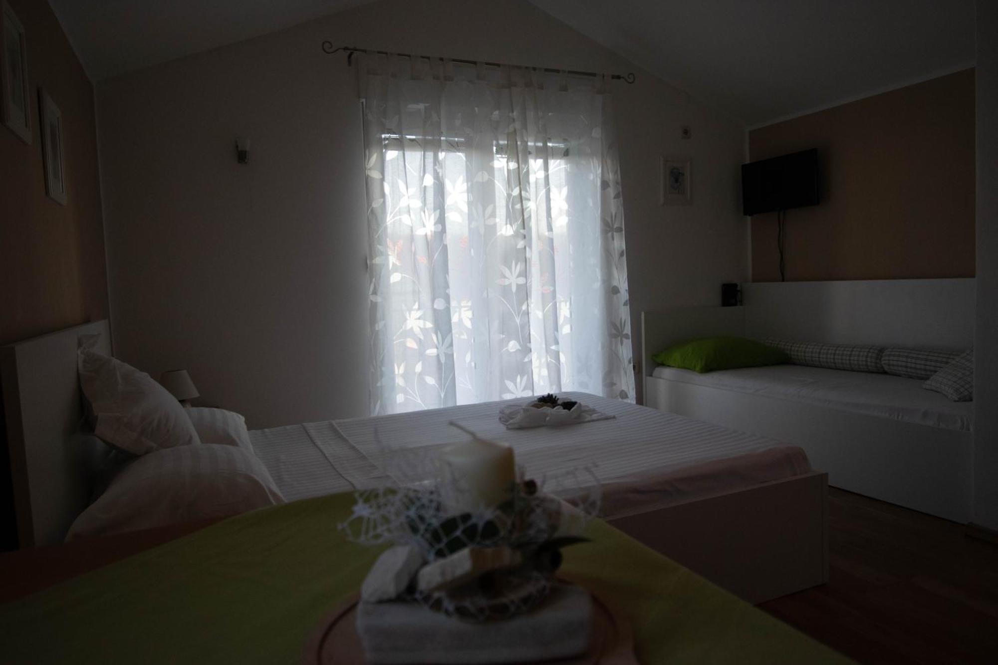 Apartments Anita Frane 沃迪切 外观 照片